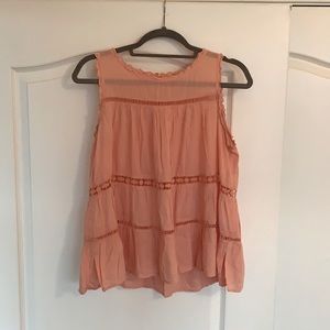 Salmon-colored summer tank